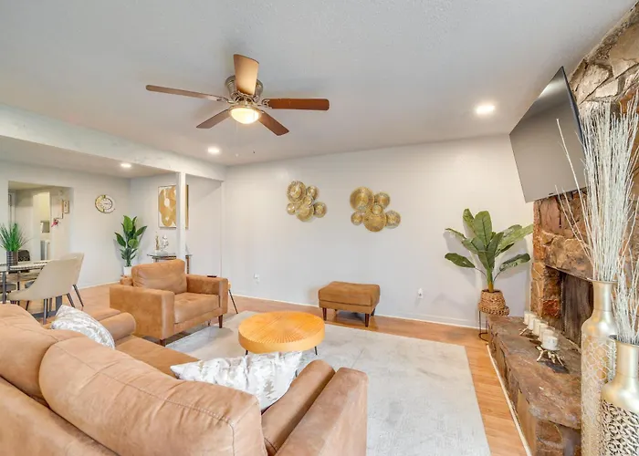 5 Mi To Route 66 Fun! Towhome W/ Game Holiday home *