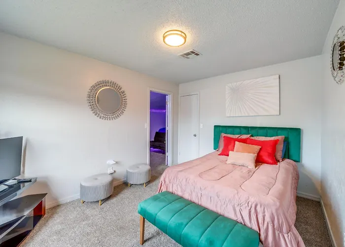 Holiday home 5 Mi To Route 66 Fun! Towhome W/ Game *